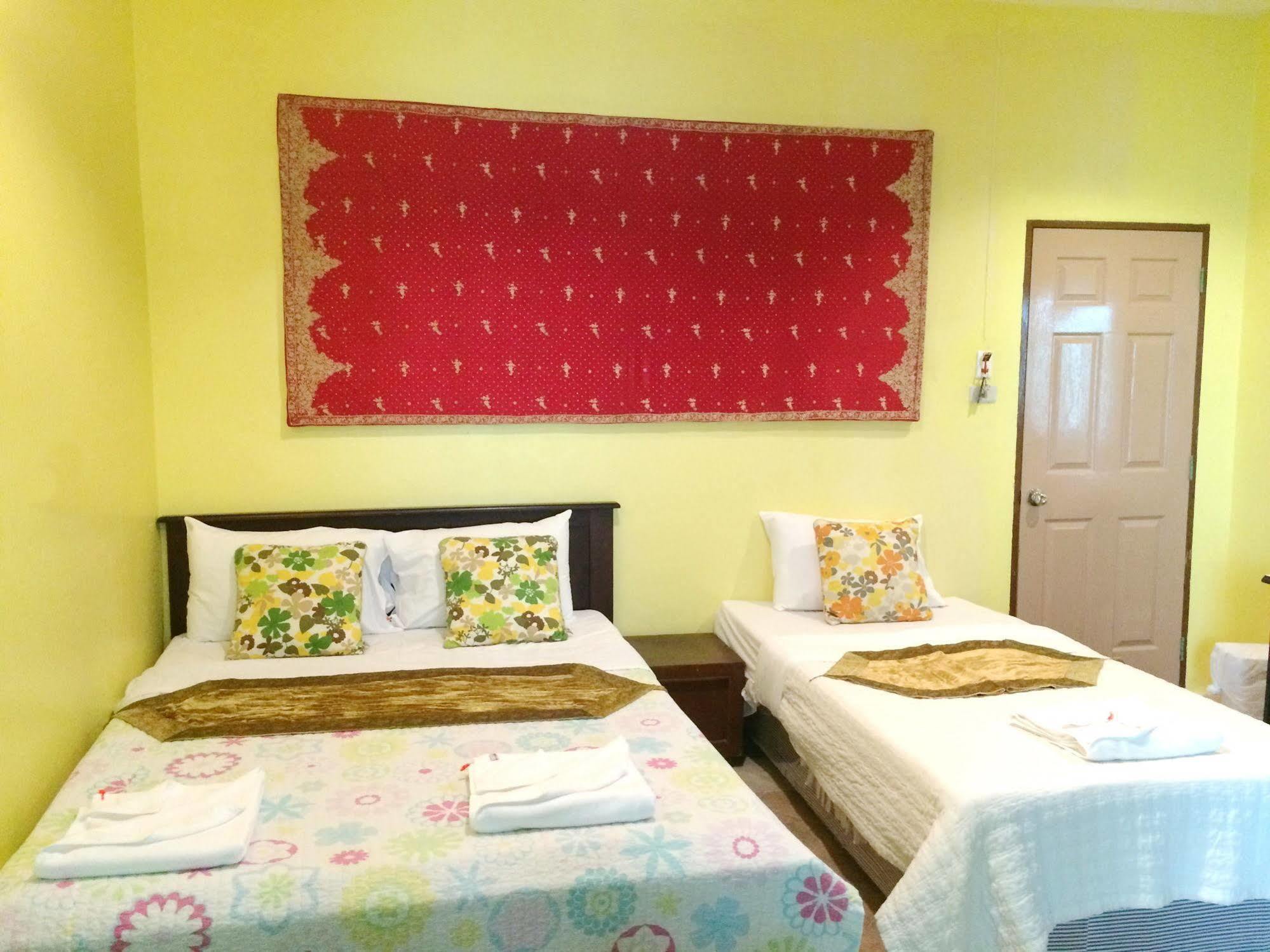 Goldsea Beach Patong Buitenkant foto